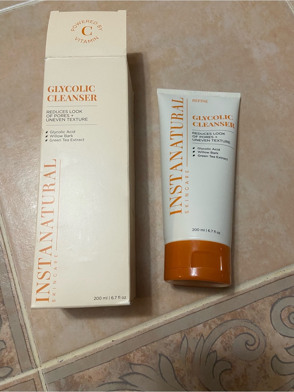 InstaNatural Glycolic Facial Cleanser
